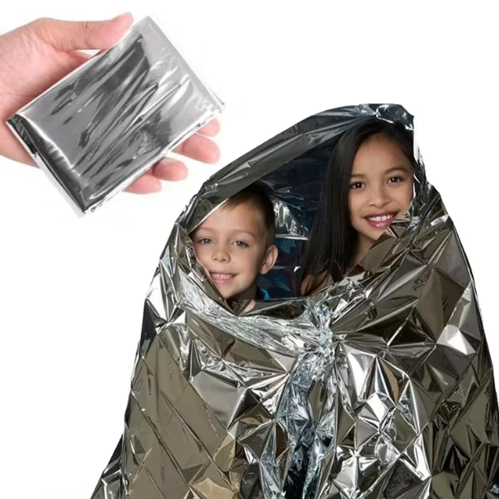 Rhino Rescue Emergency Blanket - огляд і ціна Emergency Mylar Tent